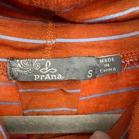 prAna Women's Small Activewear Orange Long Sleeve Top Stretchy Turtle Neck - Picture 4 of 9